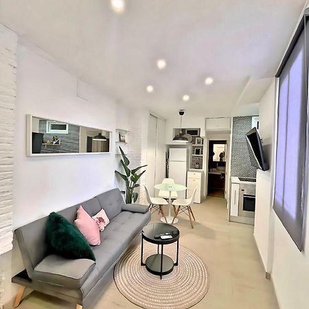 Ferienwohnung Excellent Location Malaga Centro Historico 2 Bed Flat Exterior foto