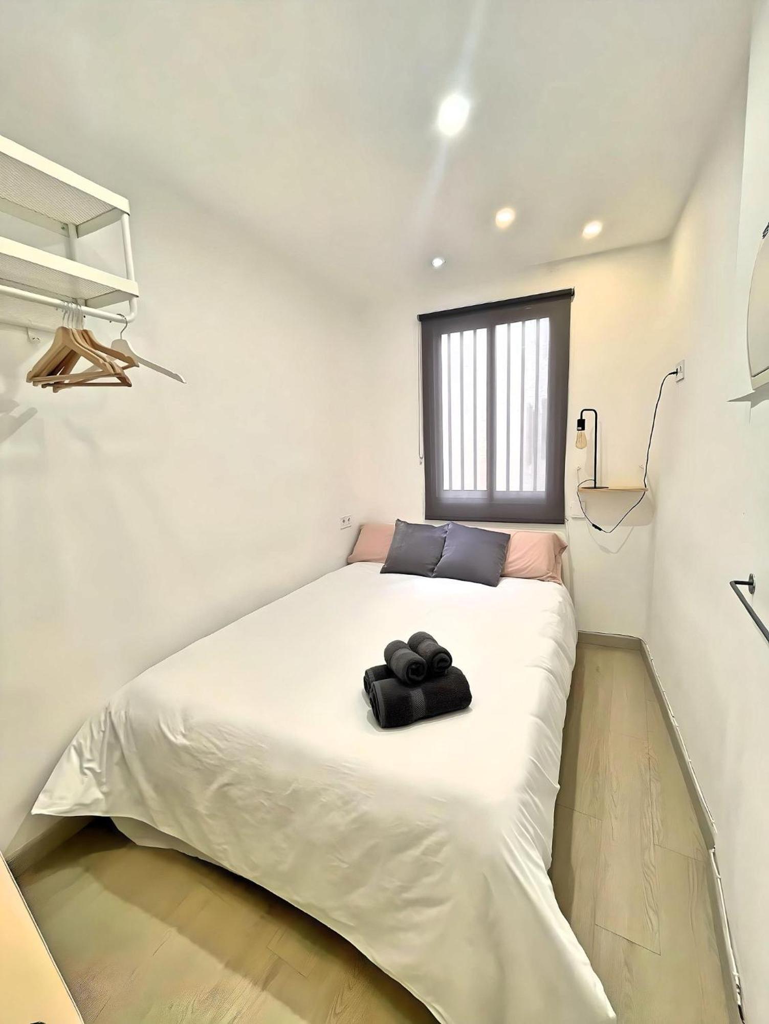 Ferienwohnung Excellent Location Malaga Centro Historico 2 Bed Flat Exterior foto