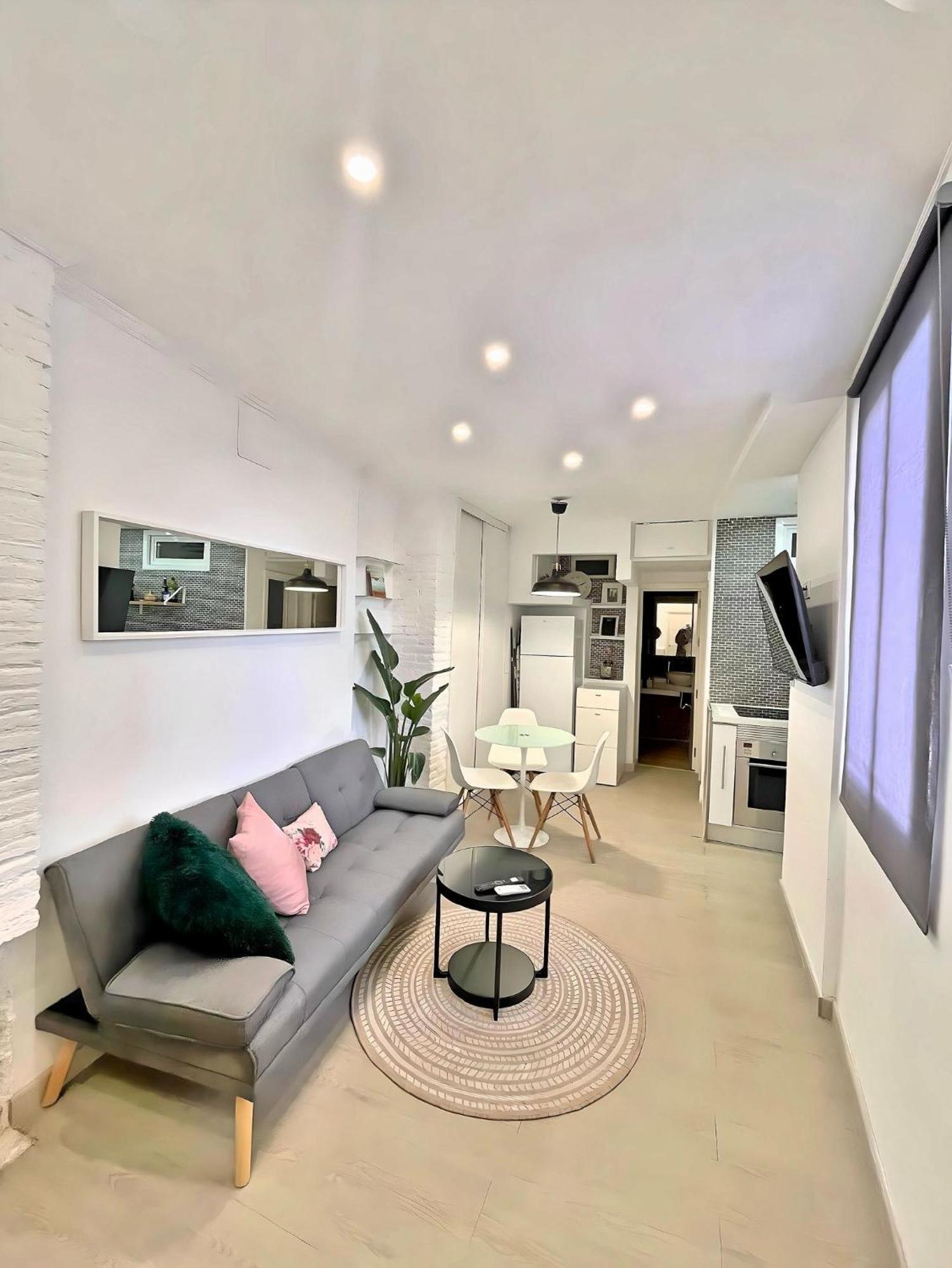 Ferienwohnung Excellent Location Malaga Centro Historico 2 Bed Flat Exterior foto